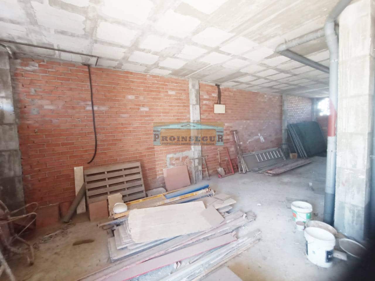 Commercial for sale in Alhaurin el Grande - € 131,500 (Ref: 9446883)