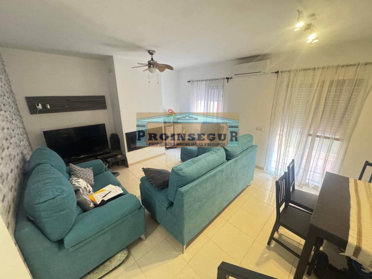 4 chambre Villa/Maison Mitoyenne à vendre à Estacion de Cartama avec piscine garage - 359 000 € (Ref: 9559035)