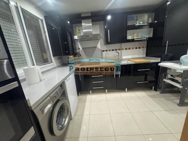 4 chambre Villa/Maison Mitoyenne à vendre à Estación de Cártama, Cártama avec piscine garage - 359 000 € (Ref: 9559035)