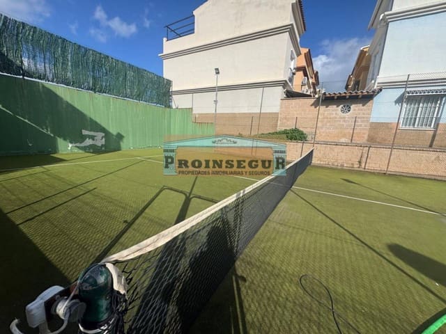 4 chambre Villa/Maison Mitoyenne à vendre à Estación de Cártama, Cártama avec piscine garage - 359 000 € (Ref: 9559035)