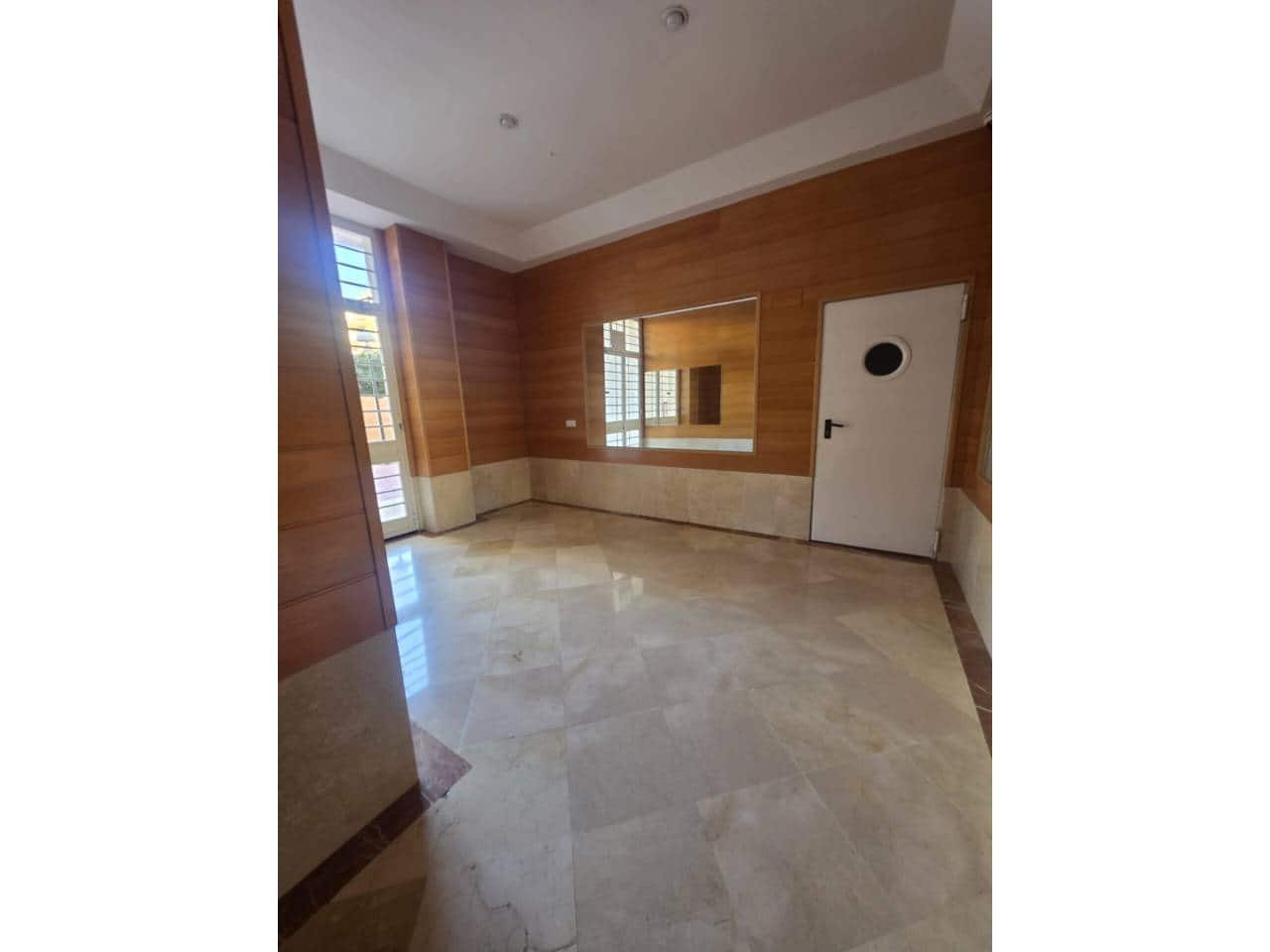 4 bedroom Flat for sale in Alicante / Alacant city with pool garage - € 475,000 (Ref: 10031051)