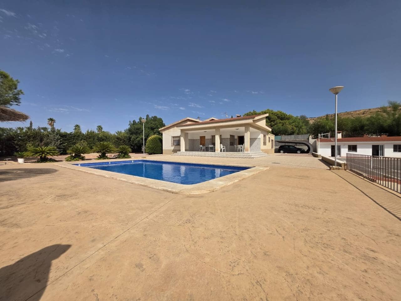 5 quarto Moradia para venda em Elche / Elx com piscina garagem - 550 000 € (Ref: 10033355)