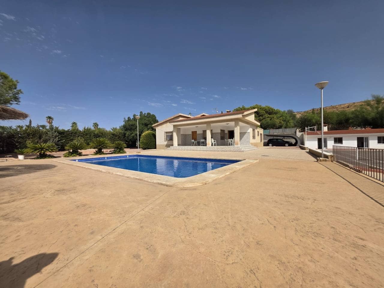 5 quarto Moradia para venda em Elche / Elx com piscina garagem - 550 000 € (Ref: 10033355)