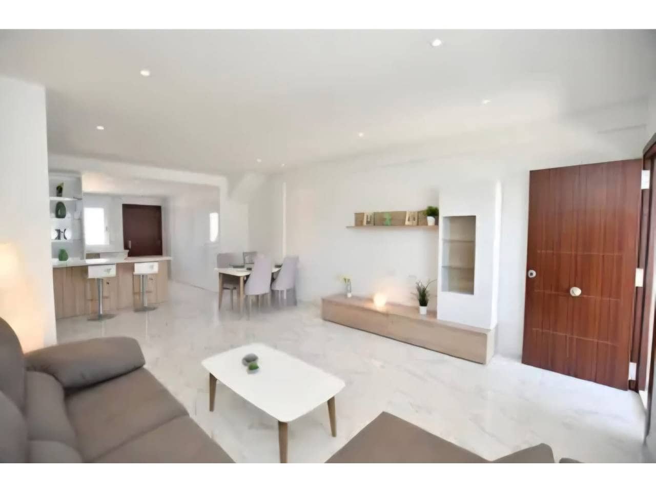 Bungalow de 2 habitaciones en San Miguel de Salinas en venta con piscina garaje - 251.900 € (Ref: 10080248)