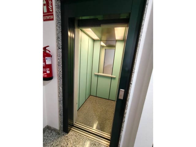 2 soveværelse Lejlighed til salg i Elche / Elx - € 150.000 (Ref: 10163991)