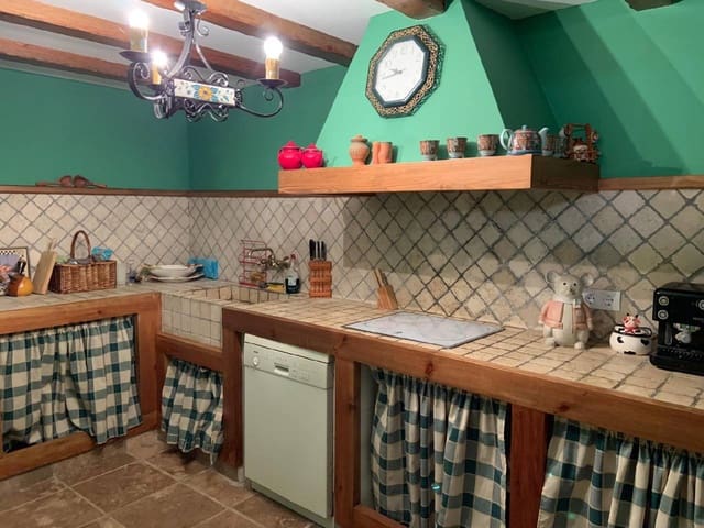 4 chambre Villa/Maison à vendre à Novelda avec piscine garage - 555 000 € (Ref: 5439840)