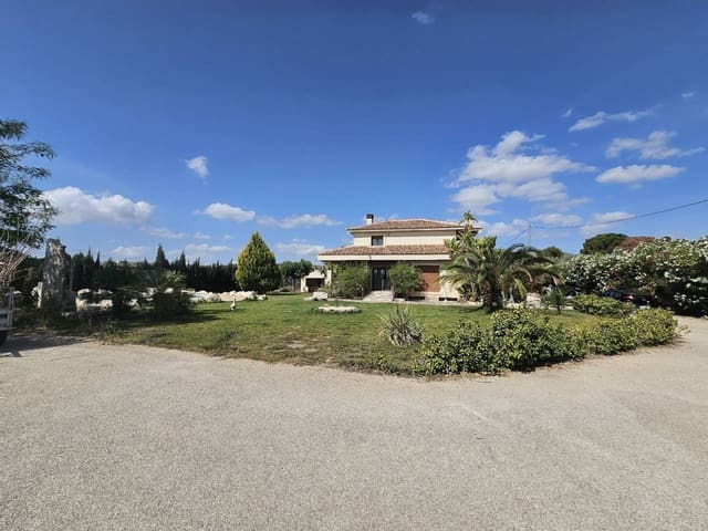 4 chambre Villa/Maison à vendre à Novelda avec piscine garage - 555 000 € (Ref: 5439840)