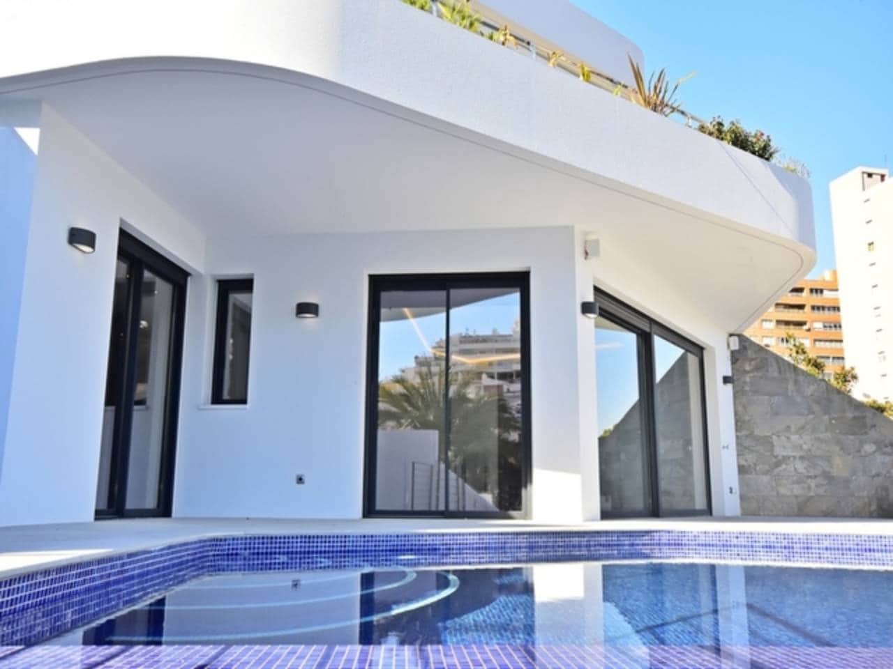 3 soveværelse Bungalow til salg i Benidorm med swimmingpool garage - € 830.000 (Ref: 5439901)