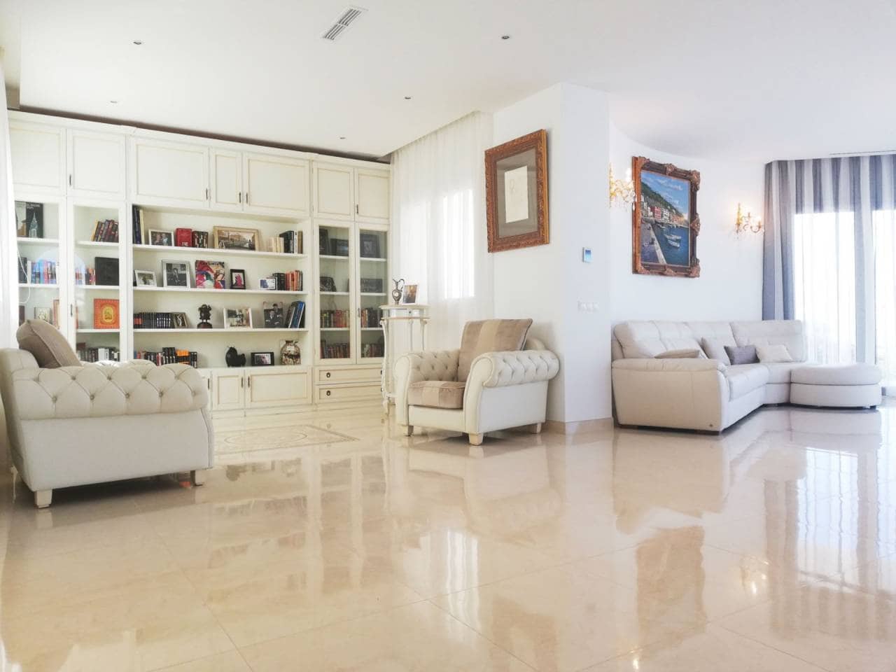 5 bedroom Villa for sale in Albir with pool - € 3,375,000 (Ref: 5439949)