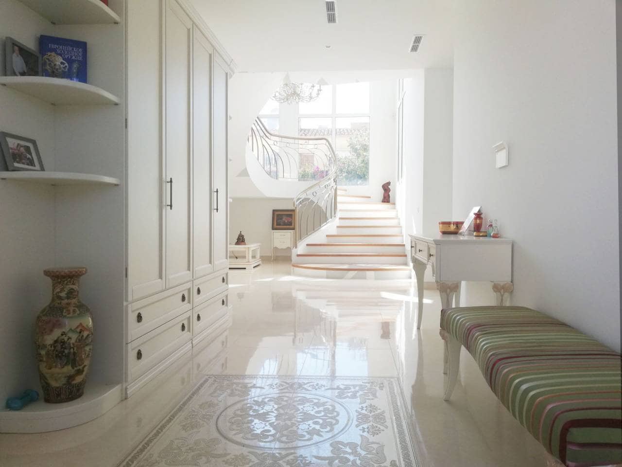 5 bedroom Villa for sale in Albir with pool - € 3,375,000 (Ref: 5439949)