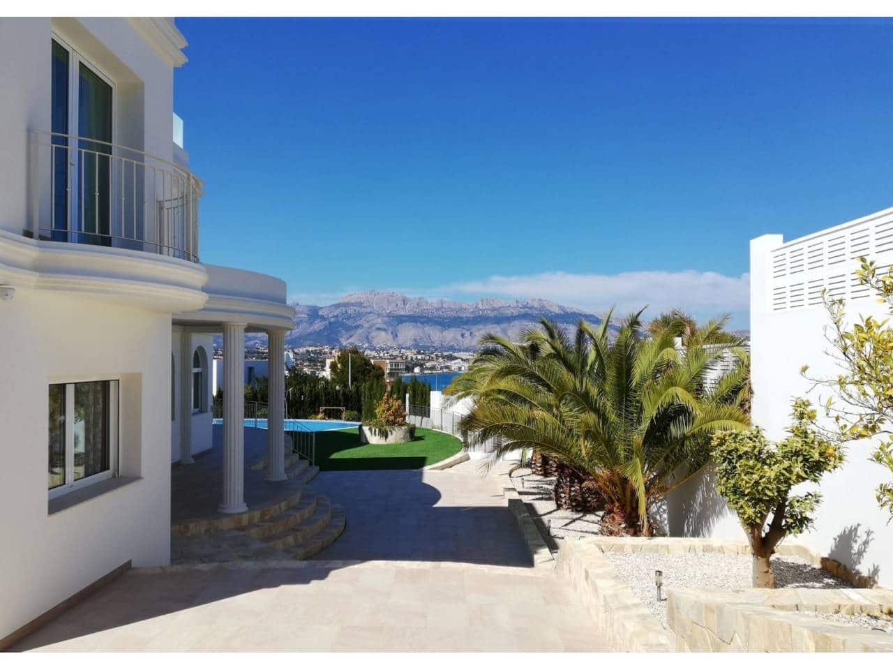 5 bedroom Villa for sale in Albir with pool - € 3,375,000 (Ref: 5439949)