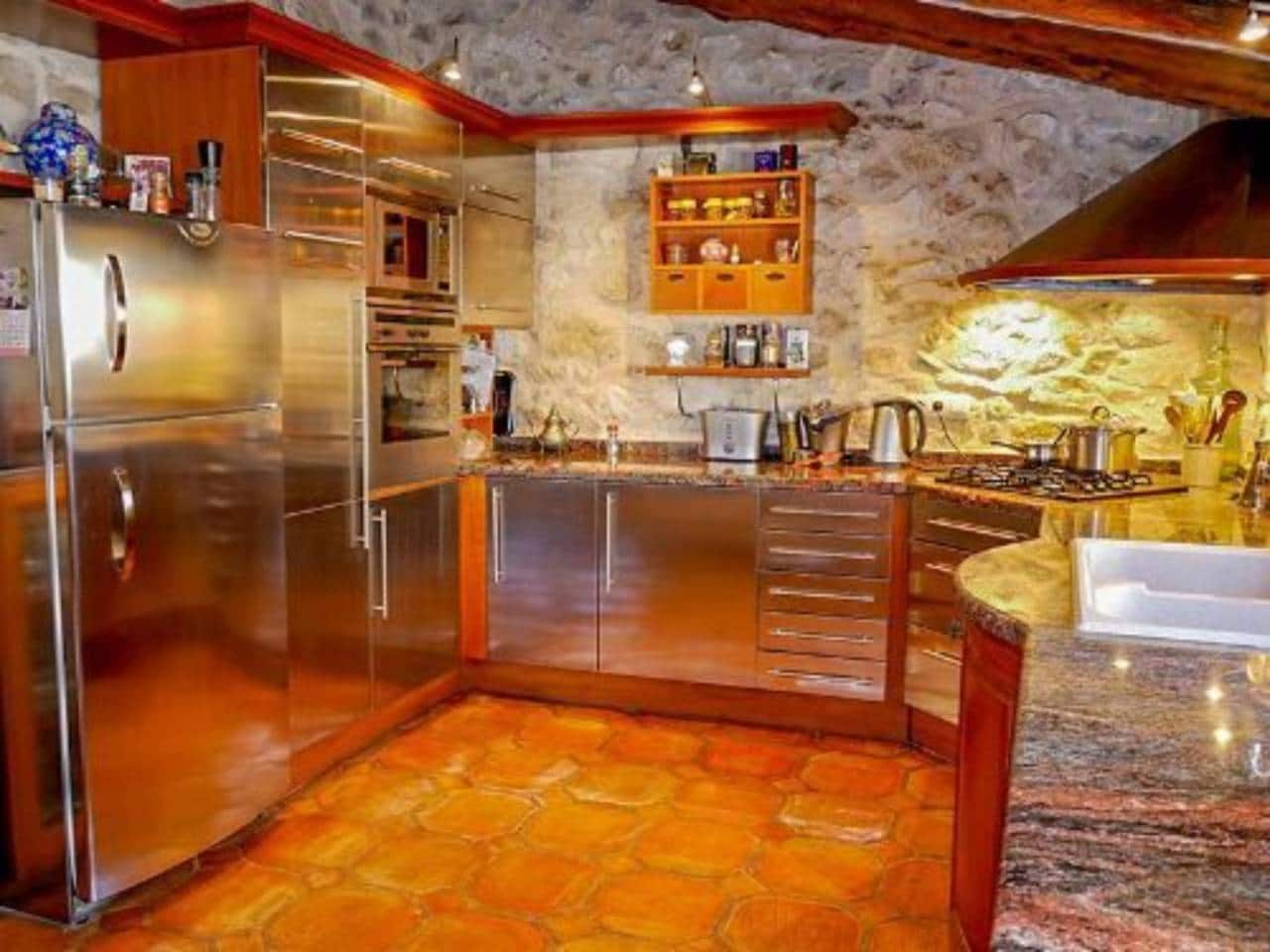 5 slaapkamer Villa te koop in Relleu met zwembad garage - € 2.150.000 (Ref: 5439970)