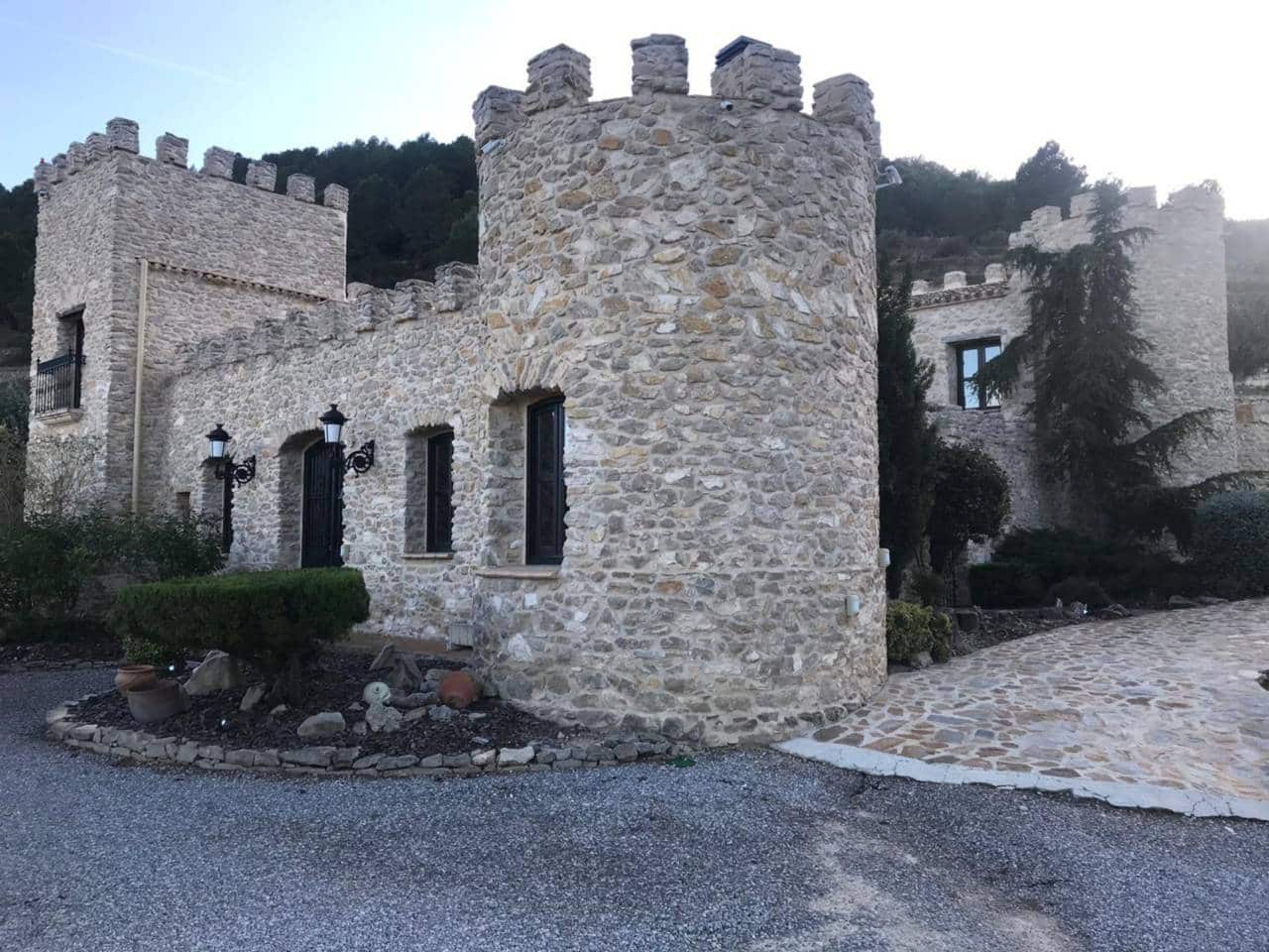 5 slaapkamer Villa te koop in Relleu met zwembad garage - € 2.150.000 (Ref: 5439970)