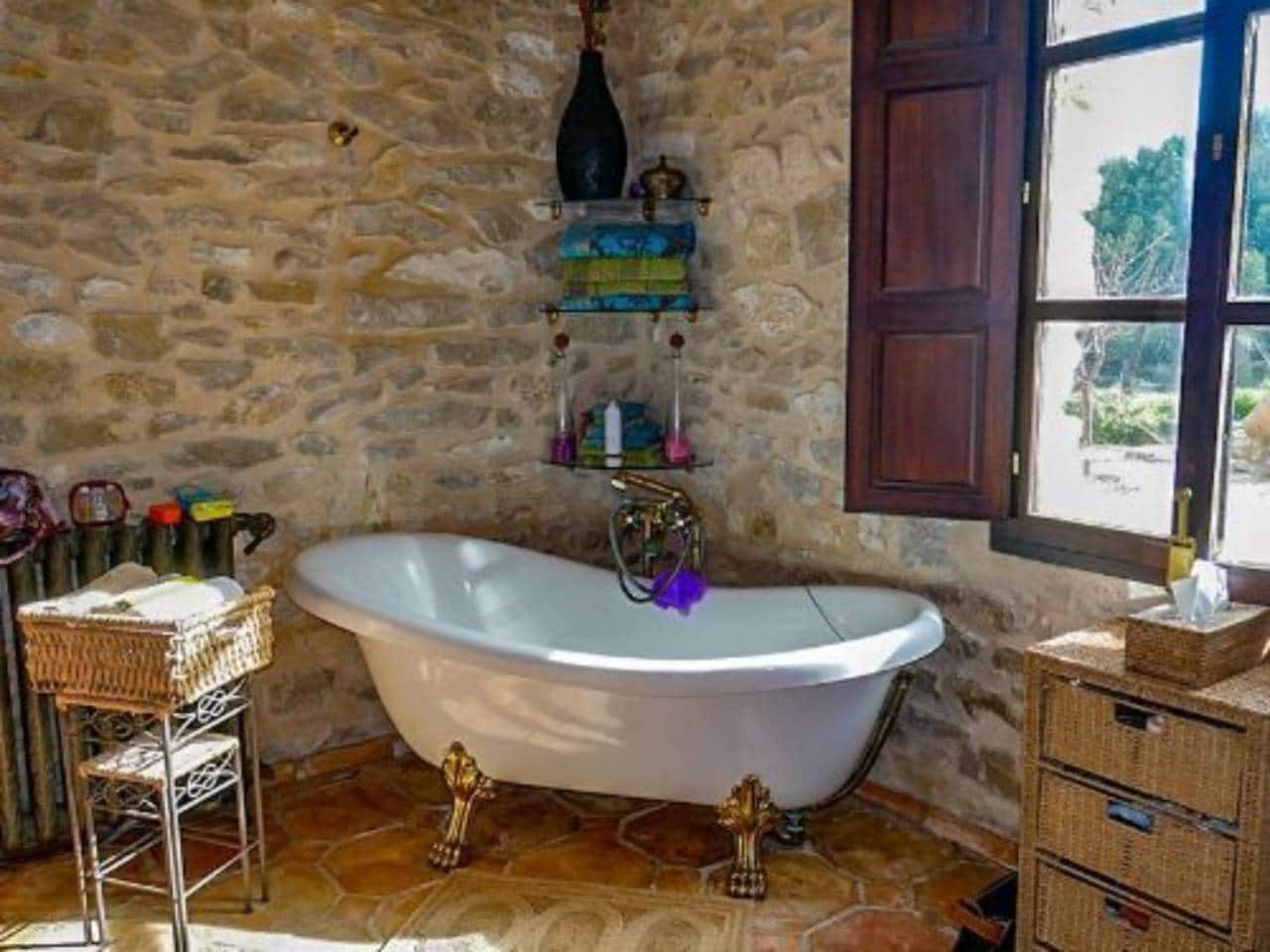 5 slaapkamer Villa te koop in Relleu met zwembad garage - € 2.150.000 (Ref: 5439970)