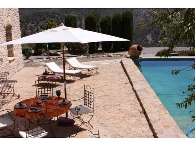 5 sovrum Villa till salu i Relleu med pool garage - 2 150 000 € (Ref: 5439970)