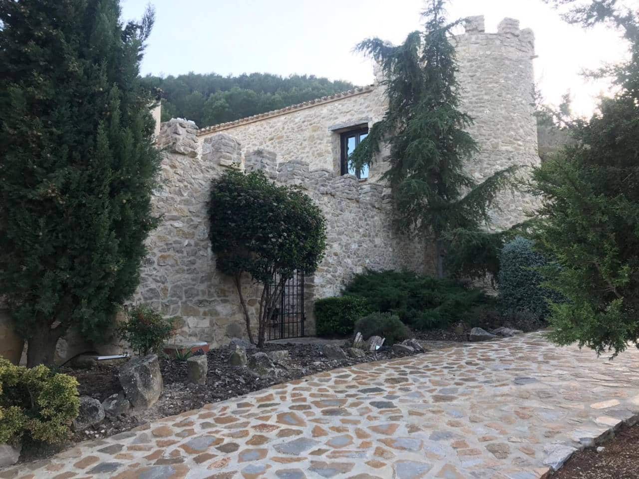 5 slaapkamer Villa te koop in Relleu met zwembad garage - € 2.150.000 (Ref: 5439970)