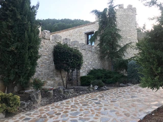 5 sovrum Villa till salu i Relleu med pool garage - 2 150 000 € (Ref: 5439970)