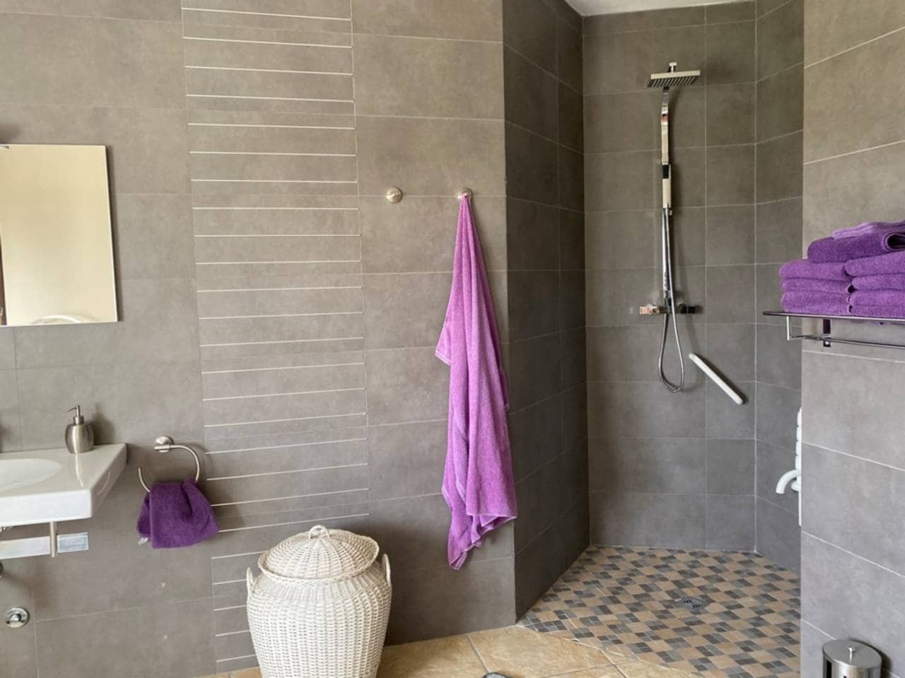 3 bedroom Villa for sale in Benissa with pool garage - € 1,765,000 (Ref: 5440420)