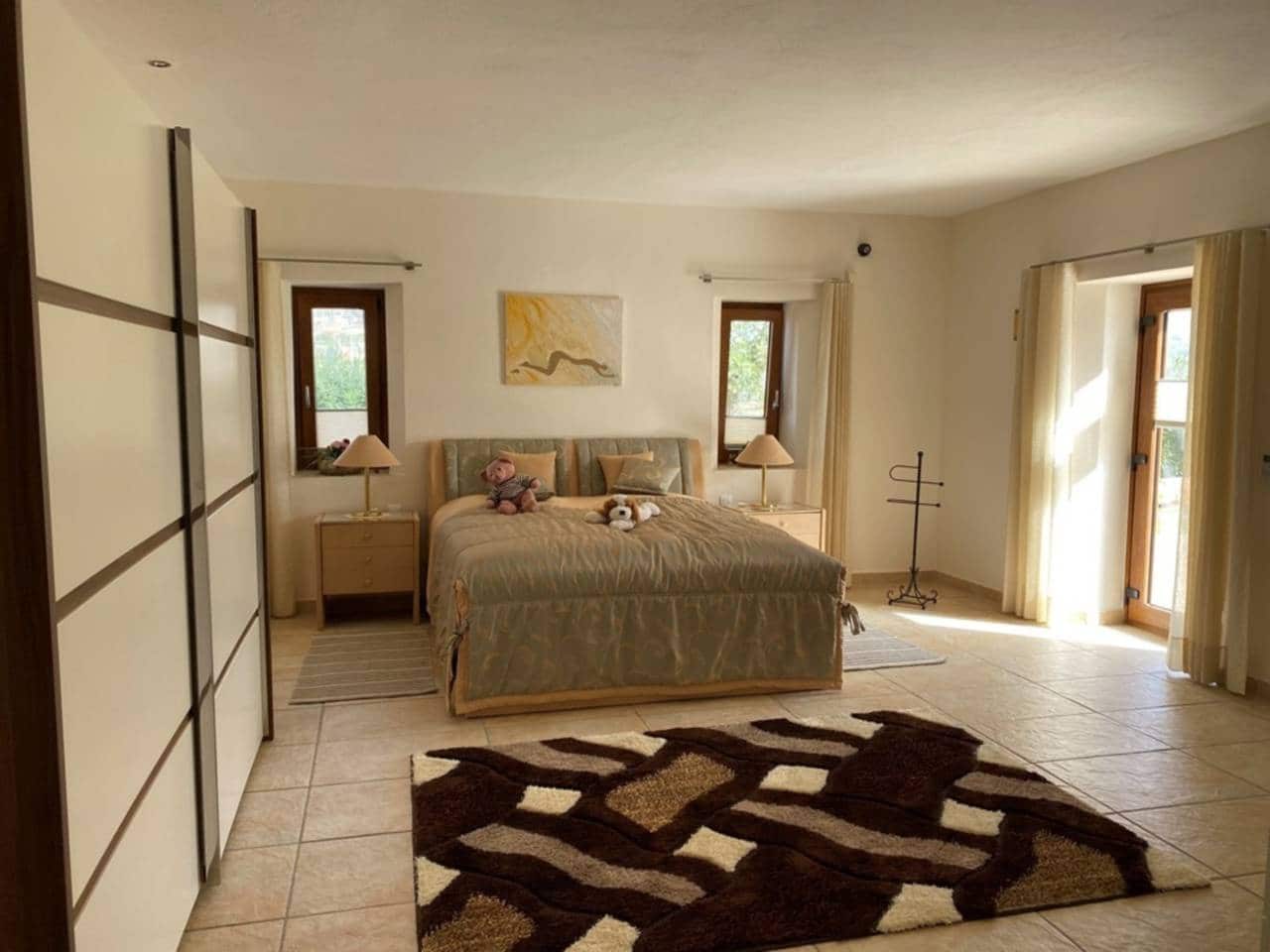 3 bedroom Villa for sale in Benissa with pool garage - € 1,765,000 (Ref: 5440420)