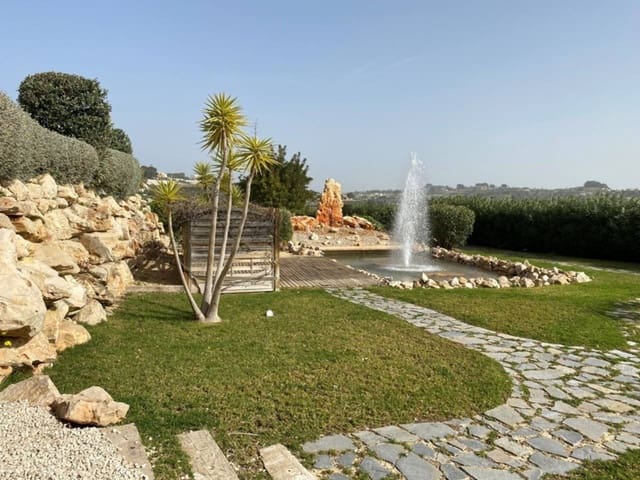 3 bedroom Villa for sale in Benissa with pool garage - € 1,765,000 (Ref: 5440420)