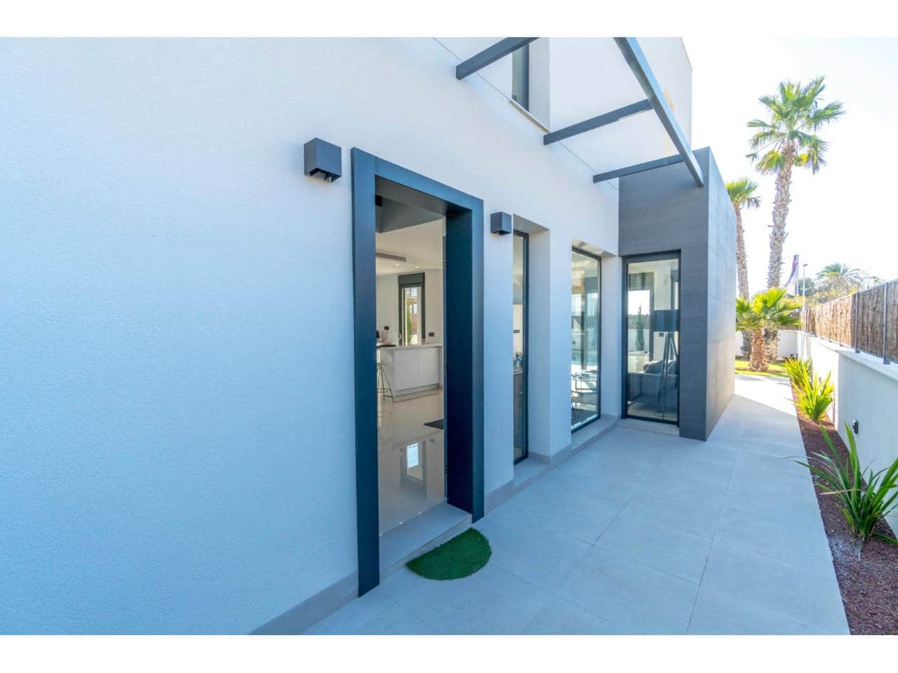 3 bedroom Villa for sale in Elche / Elx with pool garage - € 467,060 (Ref: 5452424)