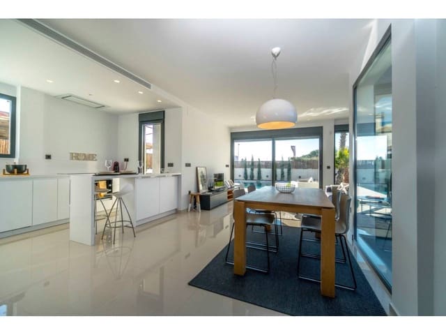 3 Zimmer Villa zu verkaufen in Elche / Elx mit Pool Garage - 467.060 € (Ref: 5452424)