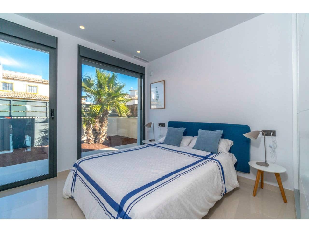 3 bedroom Villa for sale in Elche / Elx with pool garage - € 467,060 (Ref: 5452424)