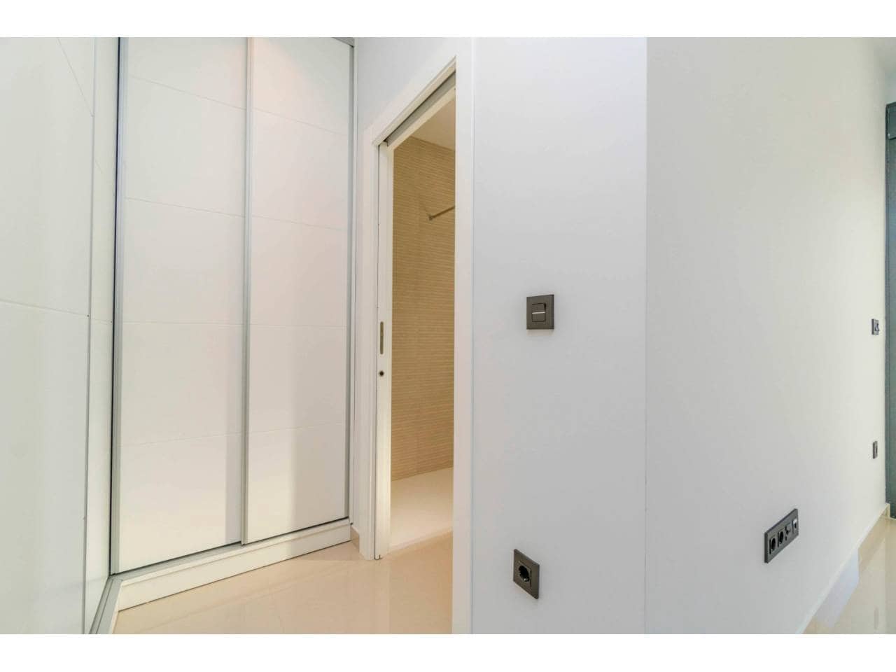 3 Zimmer Villa zu verkaufen in Elche / Elx mit Pool Garage - 515.460 € (Ref: 5452425)