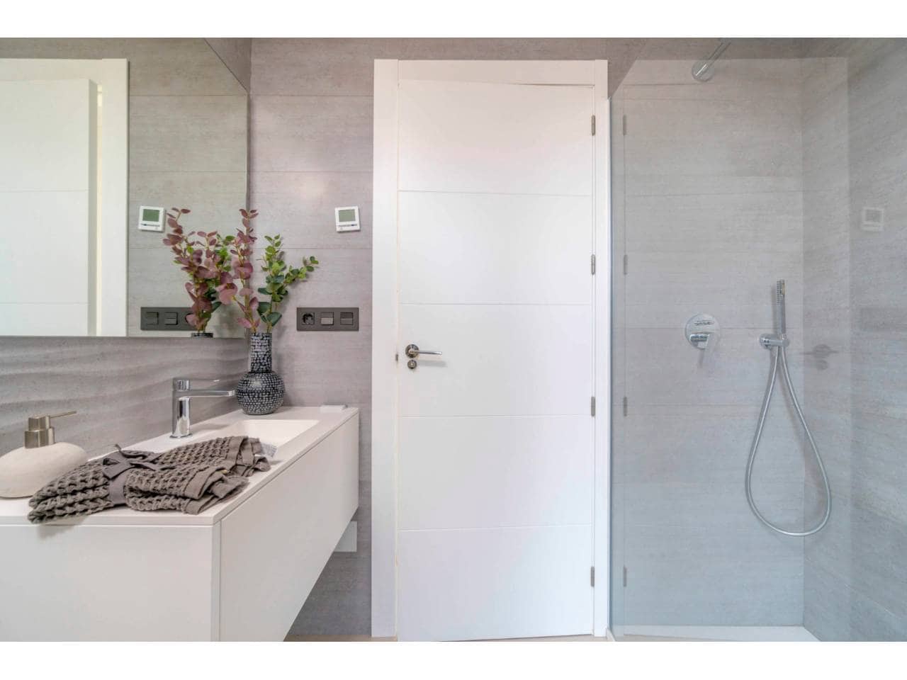 3 Zimmer Villa zu verkaufen in Elche / Elx mit Pool Garage - 515.460 € (Ref: 5452425)