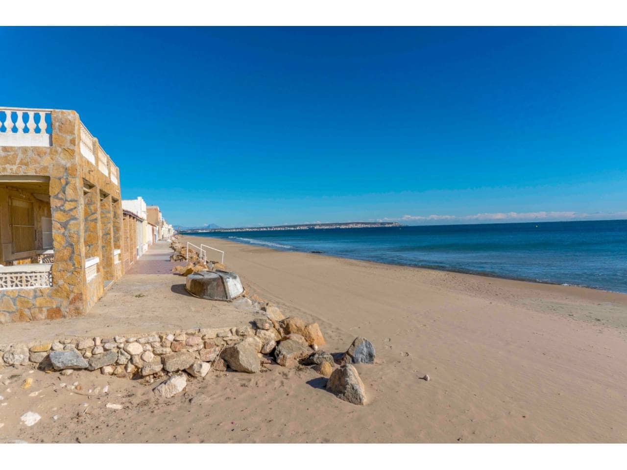 3 bedroom Villa for sale in Elche / Elx with pool garage - € 479,160 (Ref: 5452426)