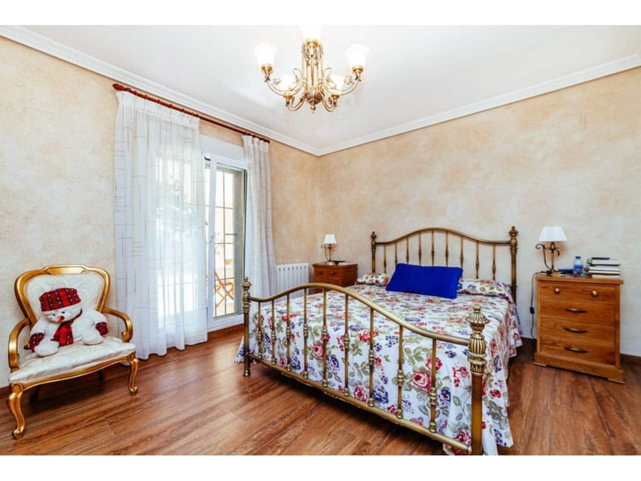 4 bedroom Villa for sale in Los Montesinos with pool garage - € 900,000 (Ref: 5991909)