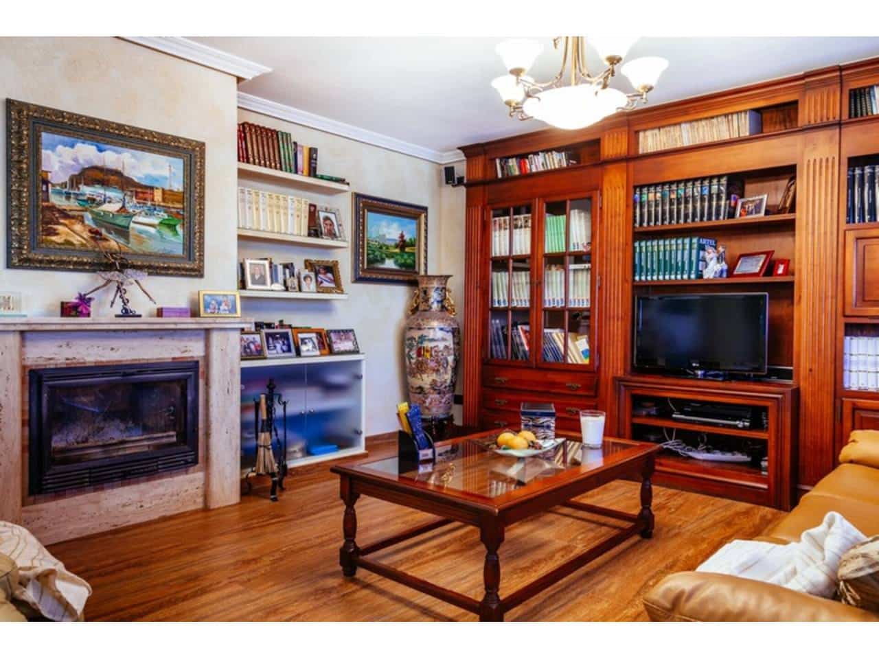 4 bedroom Villa for sale in Los Montesinos with pool garage - € 900,000 (Ref: 5991909)