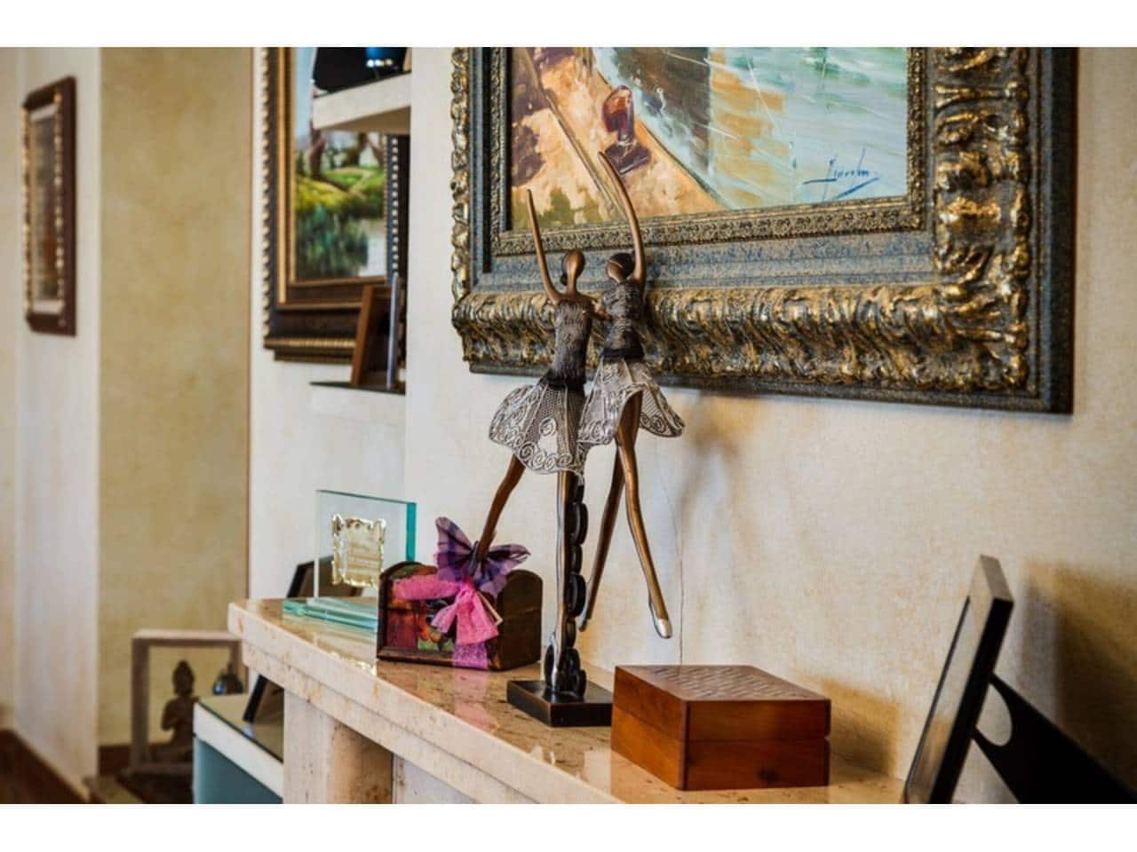 4 bedroom Villa for sale in Los Montesinos with pool garage - € 900,000 (Ref: 5991909)