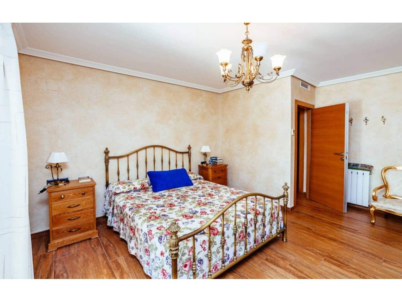 4 bedroom Villa for sale in Los Montesinos with pool garage - € 900,000 (Ref: 5991909)