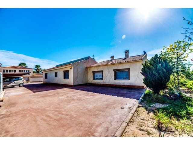 4 makuuhuone Huvila myytävänä paikassa Los Montesinos mukana uima-altaan 
autotalli - 900 000 € (Ref: 5991909)