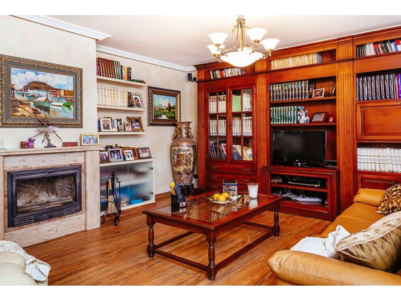 4 bedroom Villa for sale in Los Montesinos with pool garage - € 900,000 (Ref: 5991909)