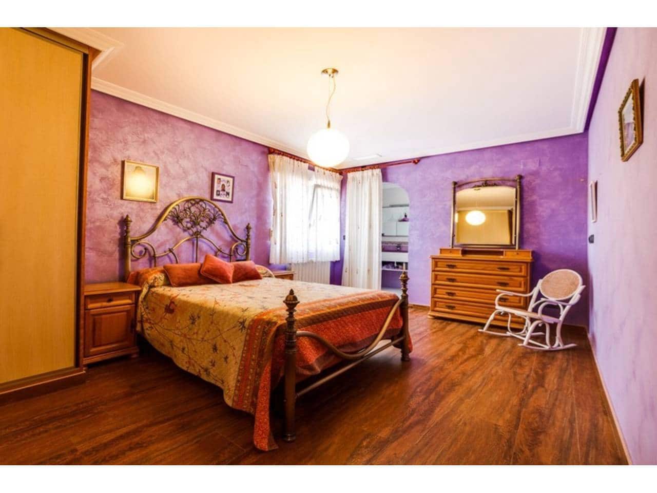 4 bedroom Villa for sale in Los Montesinos with pool garage - € 900,000 (Ref: 5991909)