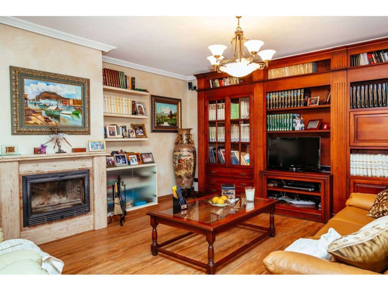 4 bedroom Villa for sale in Los Montesinos with pool garage - € 900,000 (Ref: 5991909)