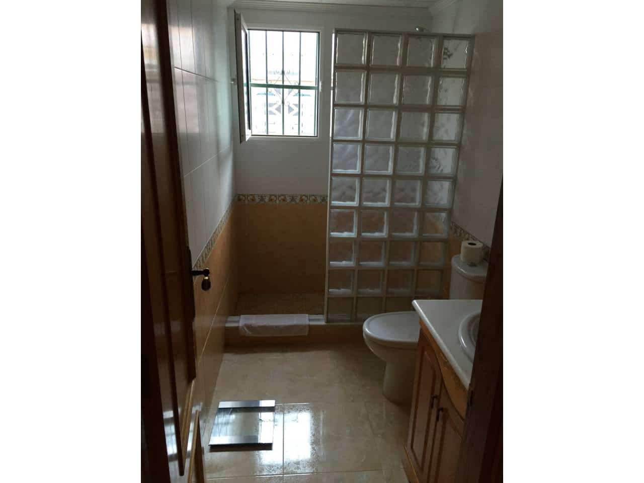 3 chambre Villa/Maison à vendre à Muchamiel / Mutxamel avec piscine garage - 430 000 € (Ref: 6148497)