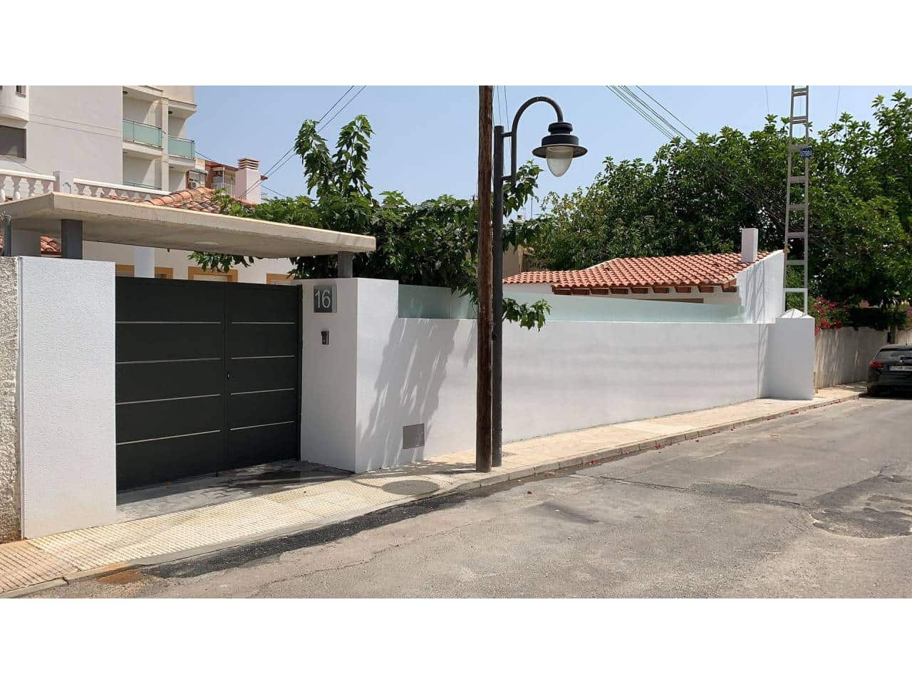 3 bedroom Villa for rent in El Campello with pool garage - € 3,200 (Ref: 6276944)