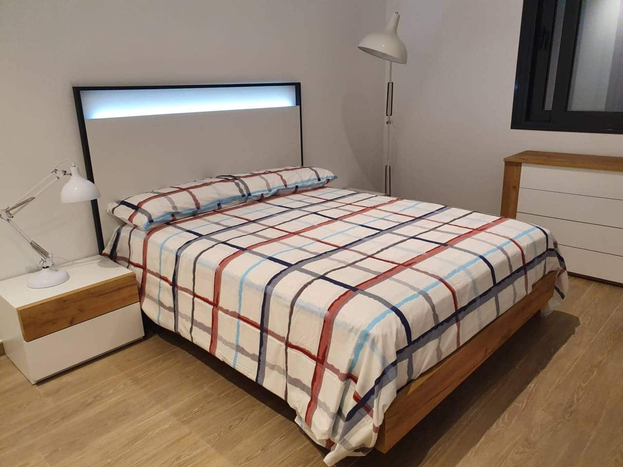 4 bedroom Villa for rent in Pilar de la Horadada with pool - € 2,350 (Ref: 6301020)