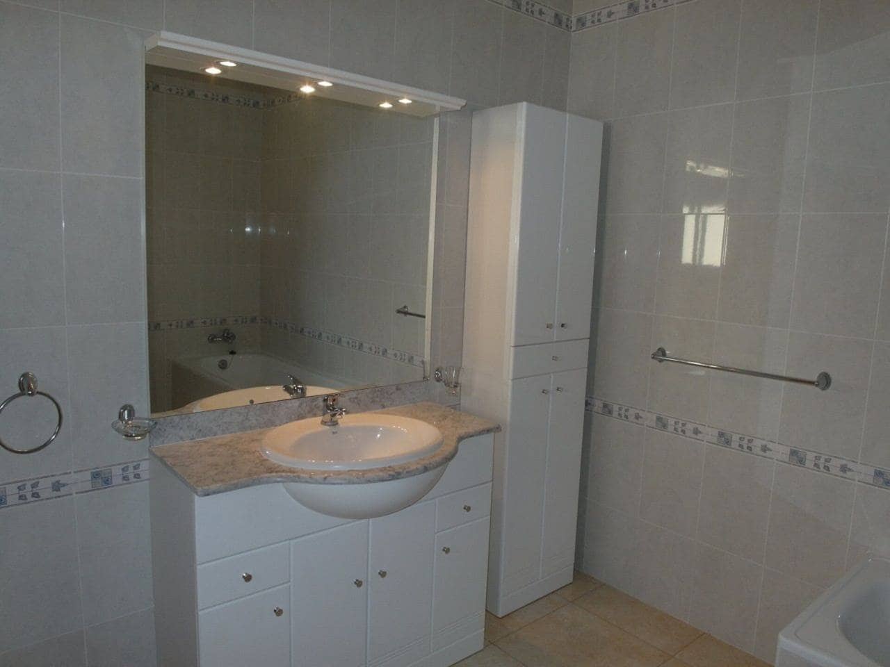 4 camera da letto Villa in vendita in Acequia de los Palacios con piscina - 398.000 € (Rif: 6565037)