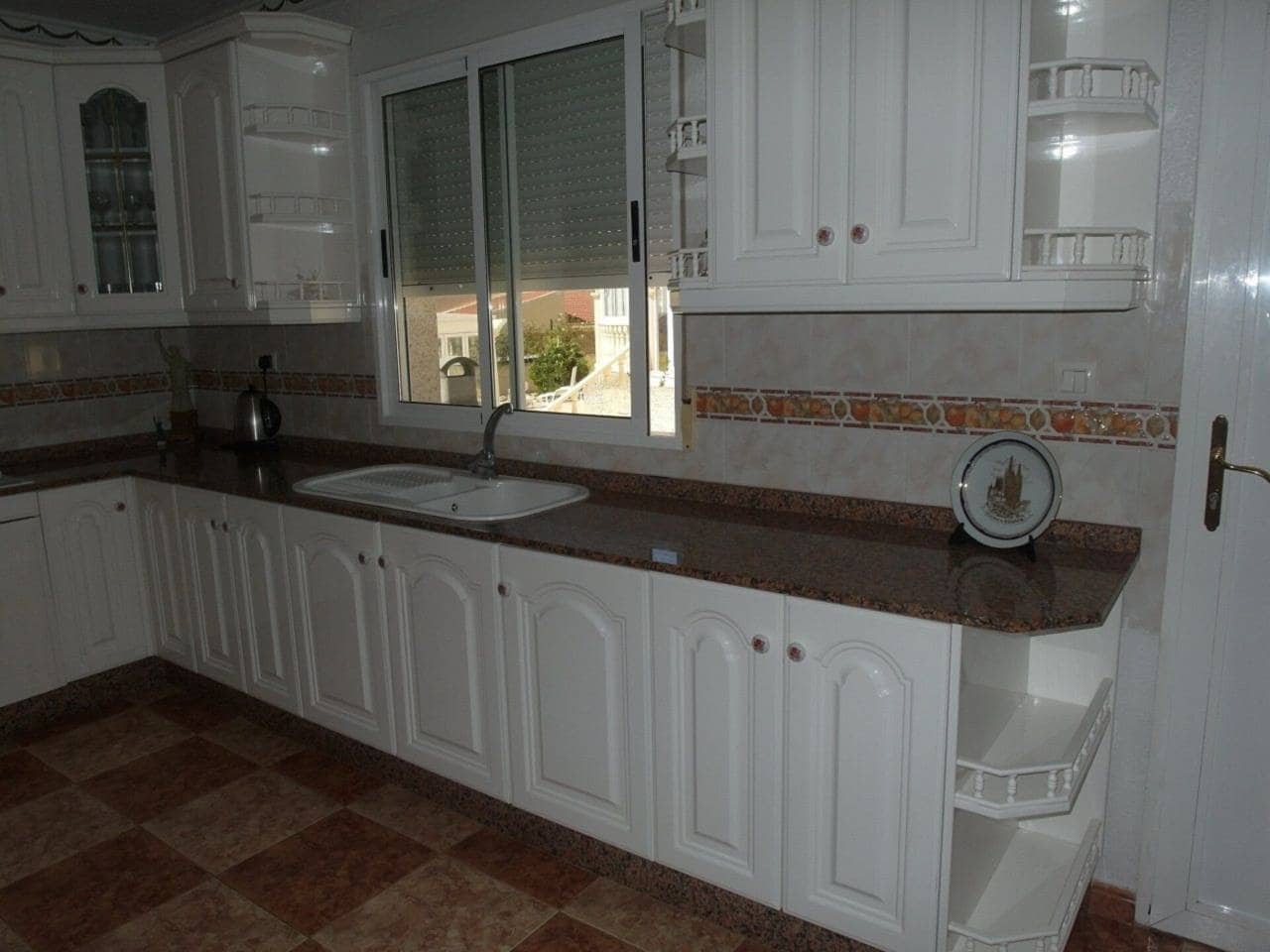 4 bedroom Villa for sale in San Fulgencio with pool garage - € 350,000 (Ref: 6565038)