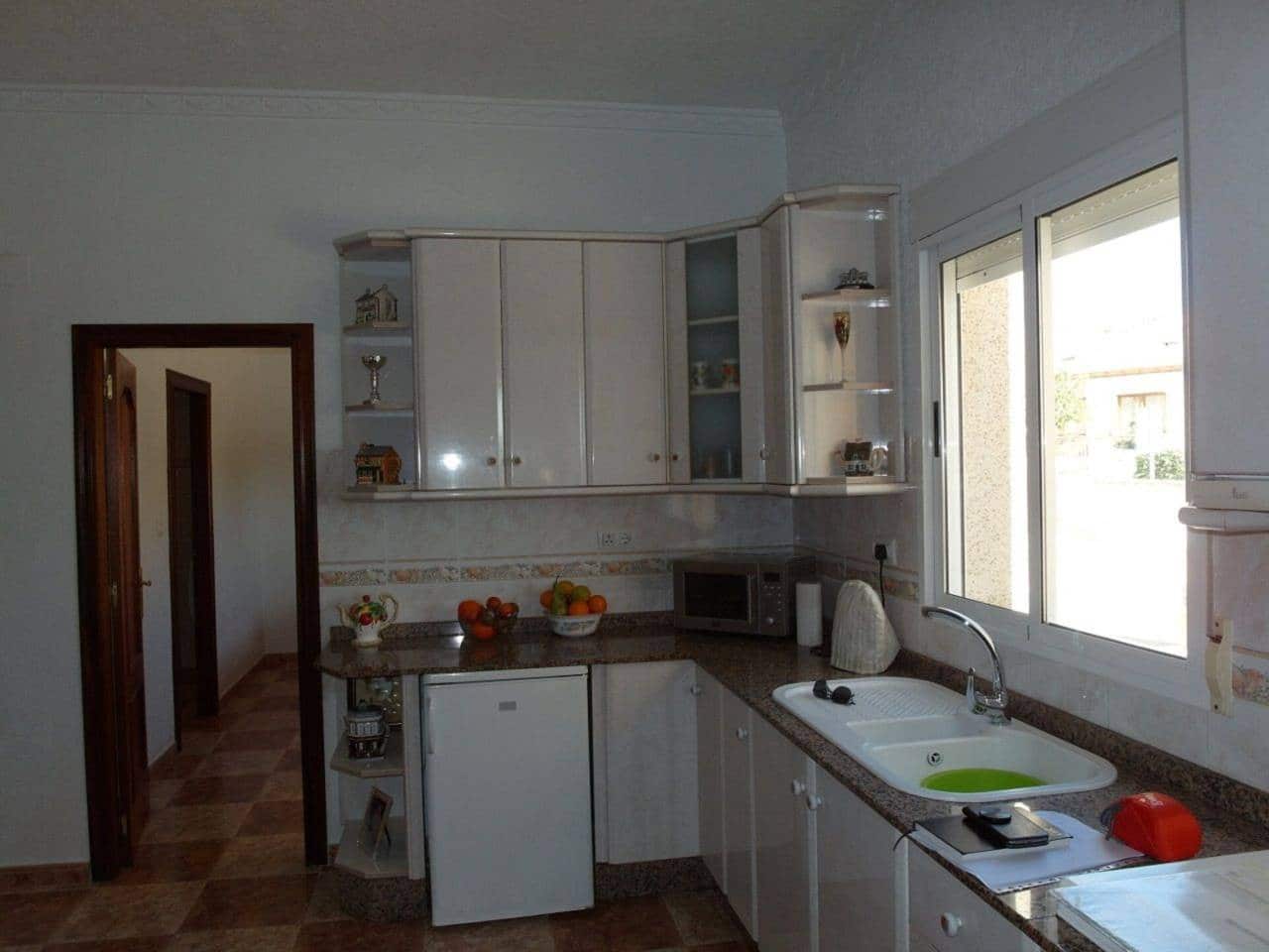 4 bedroom Villa for sale in San Fulgencio with pool garage - € 350,000 (Ref: 6565038)