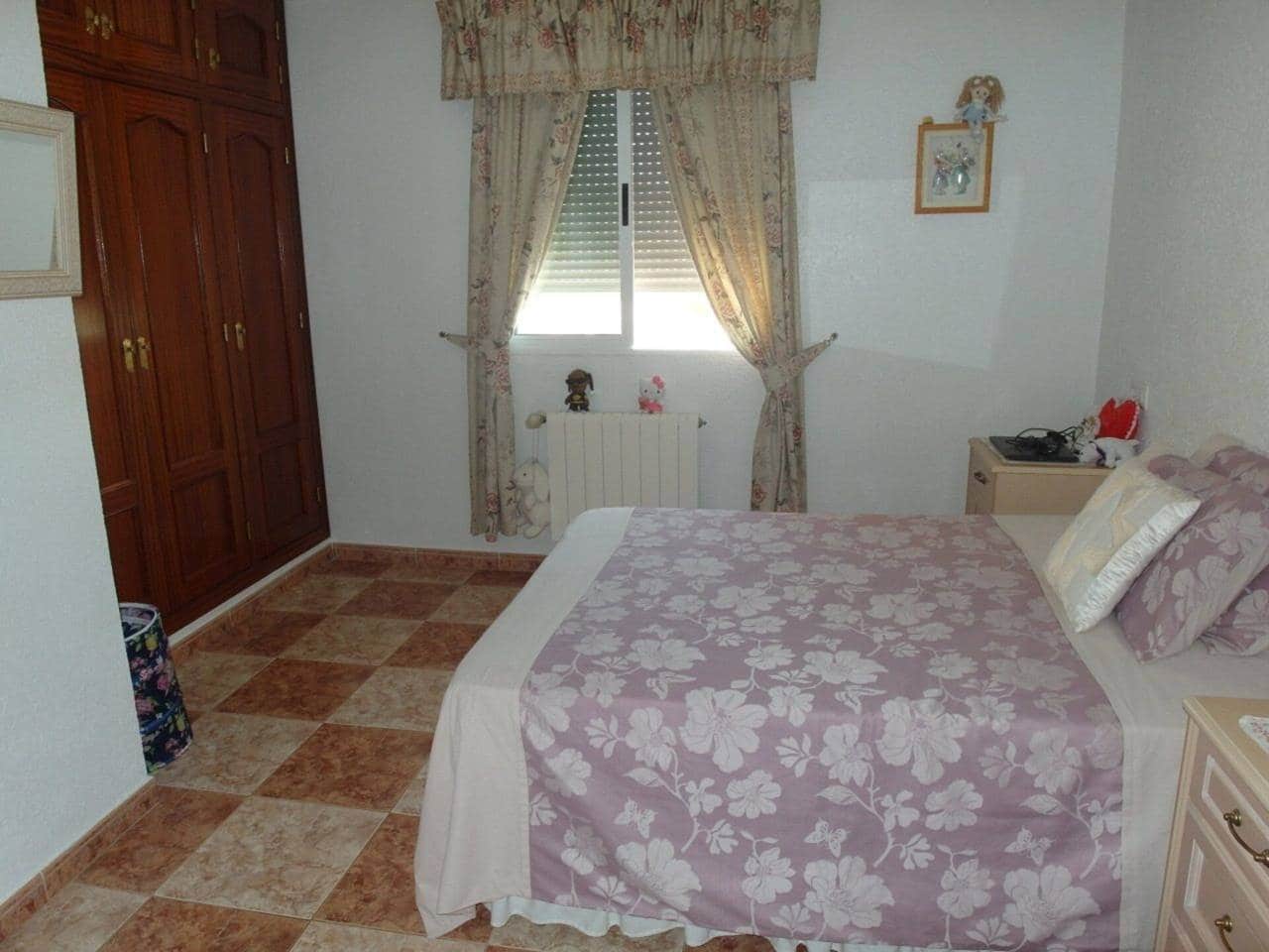 4 bedroom Villa for sale in San Fulgencio with pool garage - € 350,000 (Ref: 6565038)