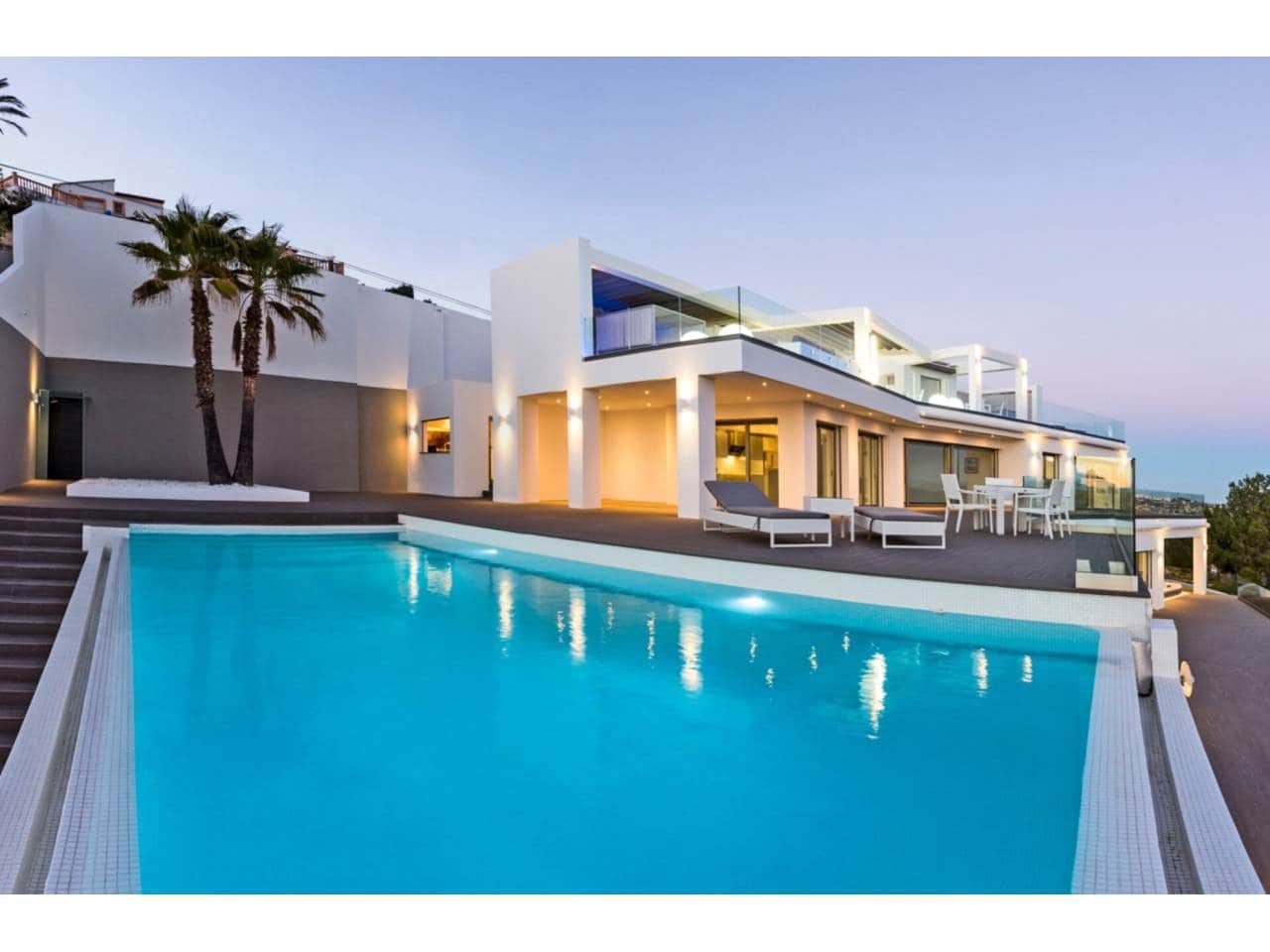 4 soveværelse Hulehus til salg i Moraira med swimmingpool garage - € 2.500.000 (Ref: 6795328)