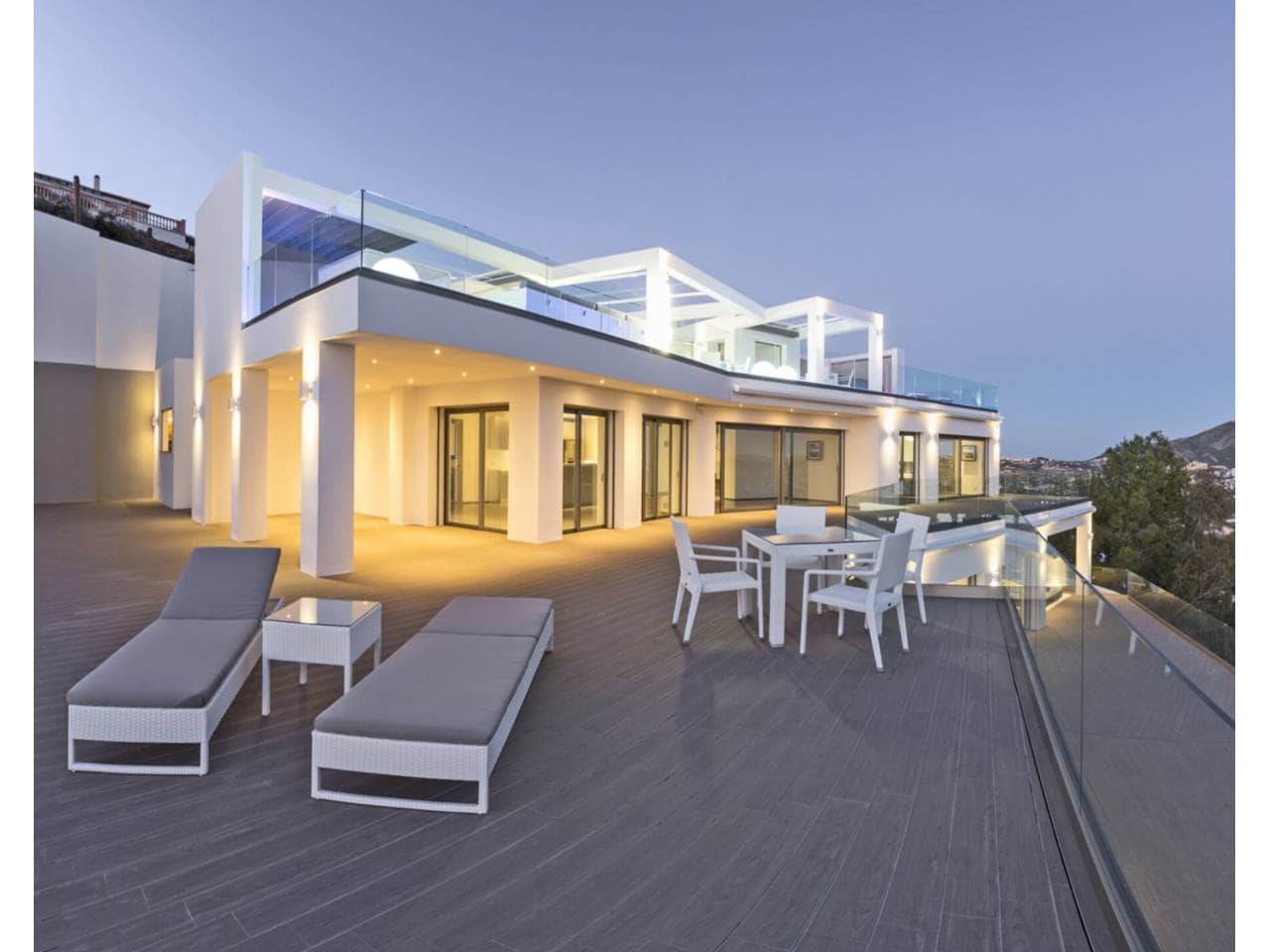 4 soveværelse Hulehus til salg i Moraira med swimmingpool garage - € 2.500.000 (Ref: 6795328)