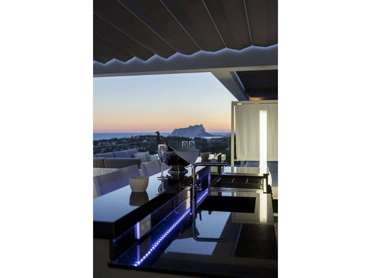 4 soveværelse Hulehus til salg i Moraira med swimmingpool garage - € 2.500.000 (Ref: 6795328)