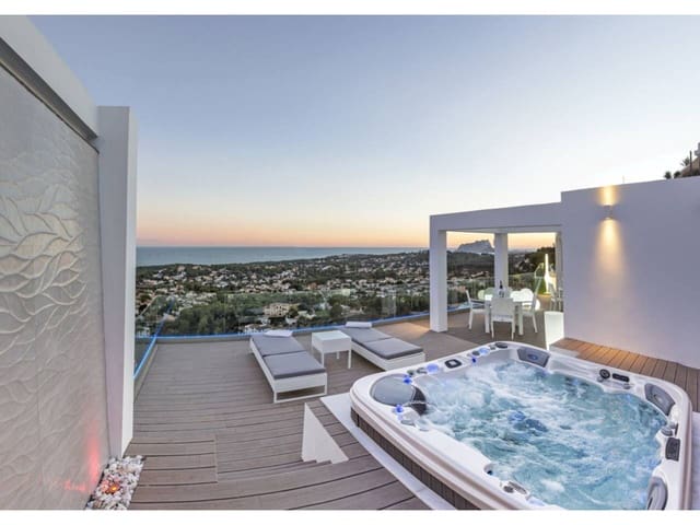 4 quarto Casa de Caverna para venda em Moraira, Teulada-Moraira com piscina garagem - 2 500 000 € (Ref: 6795328)