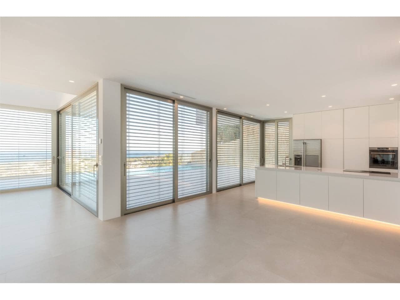 4 bedroom Cave House for sale in Moraira with pool - € 2,300,000 (Ref: 6795329)